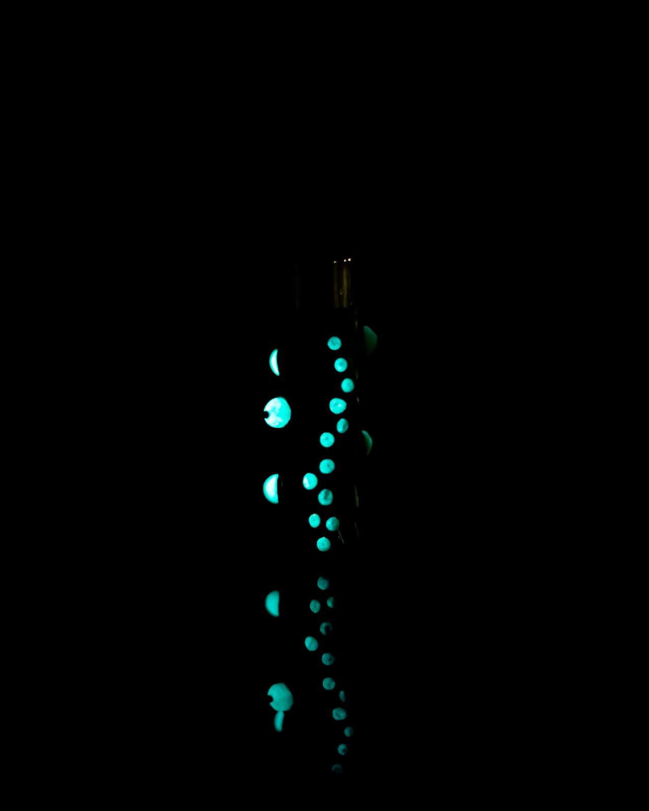 Kraken’s Clutch Glow Clipper Lighter 🐙💎