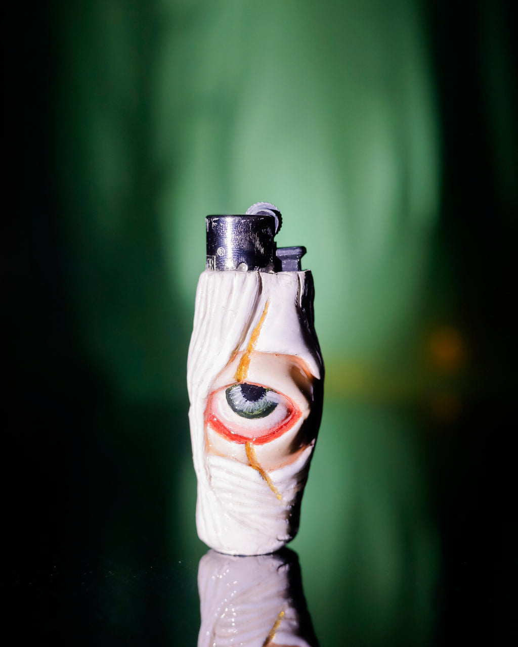Watcher’s Gaze Clay Clipper Lighter 👁️🔥