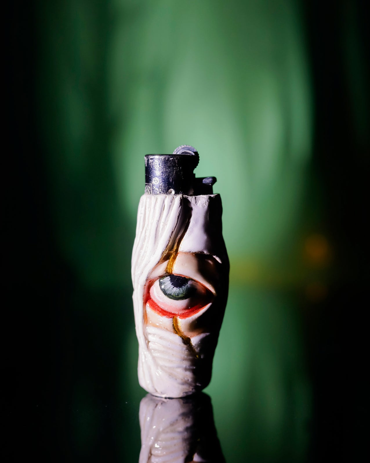 Watcher’s Gaze Painted Clipper Lighter 👁️🔥